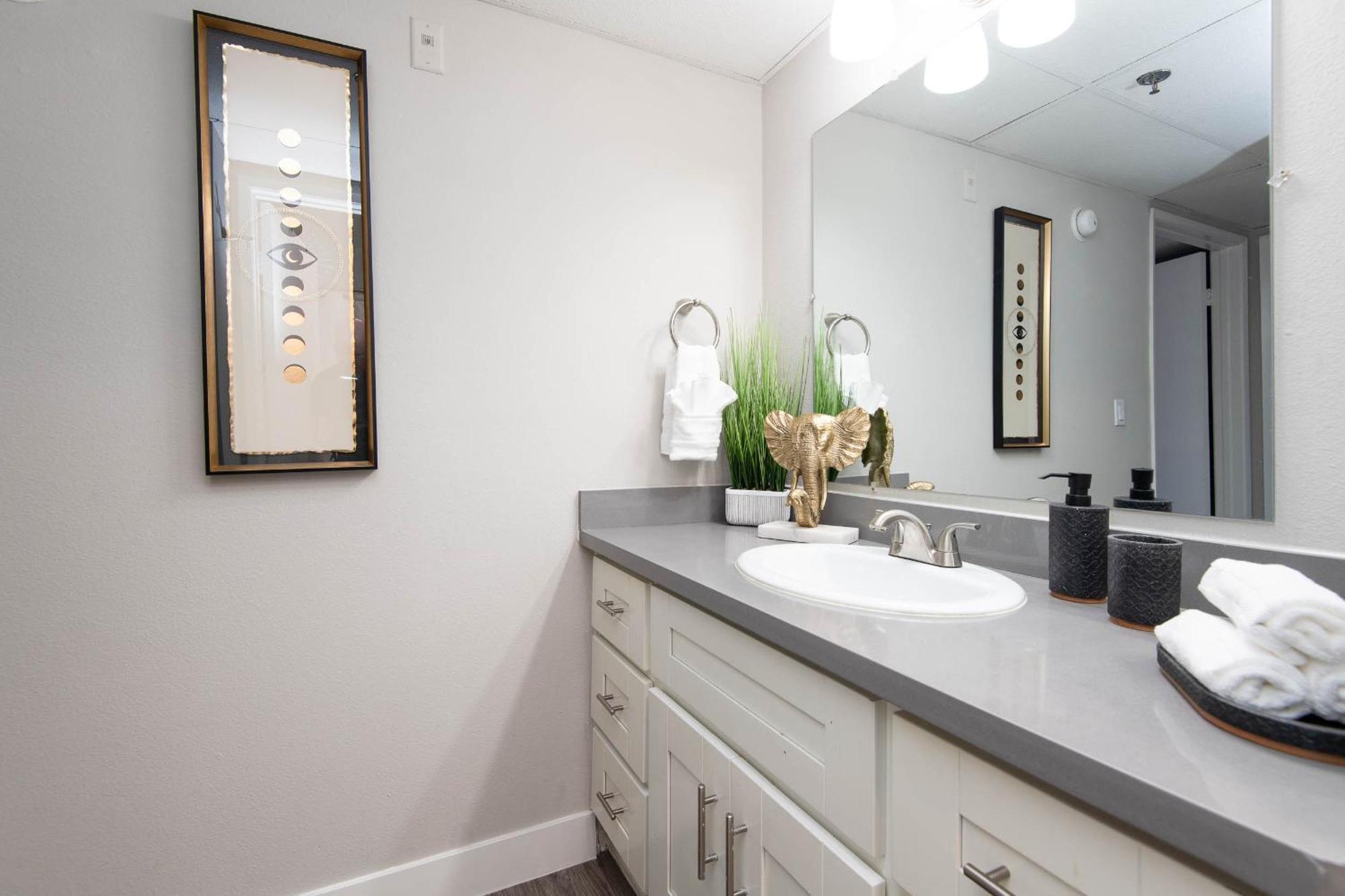 Luxury One Bedroom Apartments Free Parking&Pool Los Angeles Exterior foto