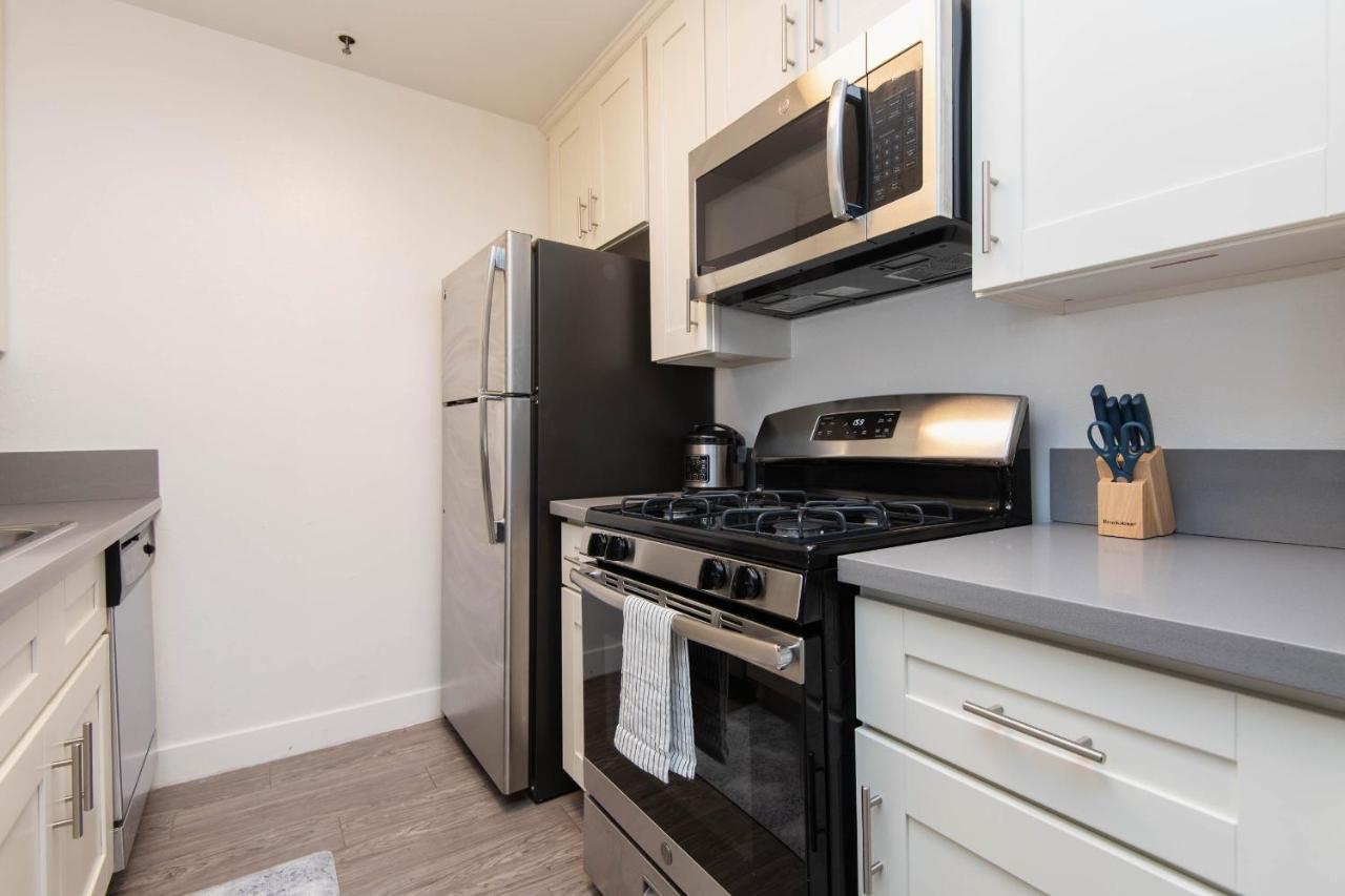 Luxury One Bedroom Apartments Free Parking&Pool Los Angeles Exterior foto